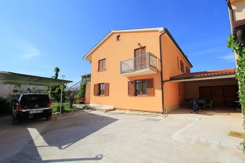 Apartment Dusanka Fazana Croatia